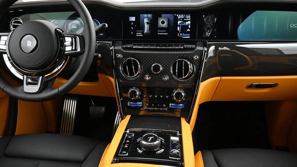 New 2026 Gray Rolls-Royce Black Badge image 17