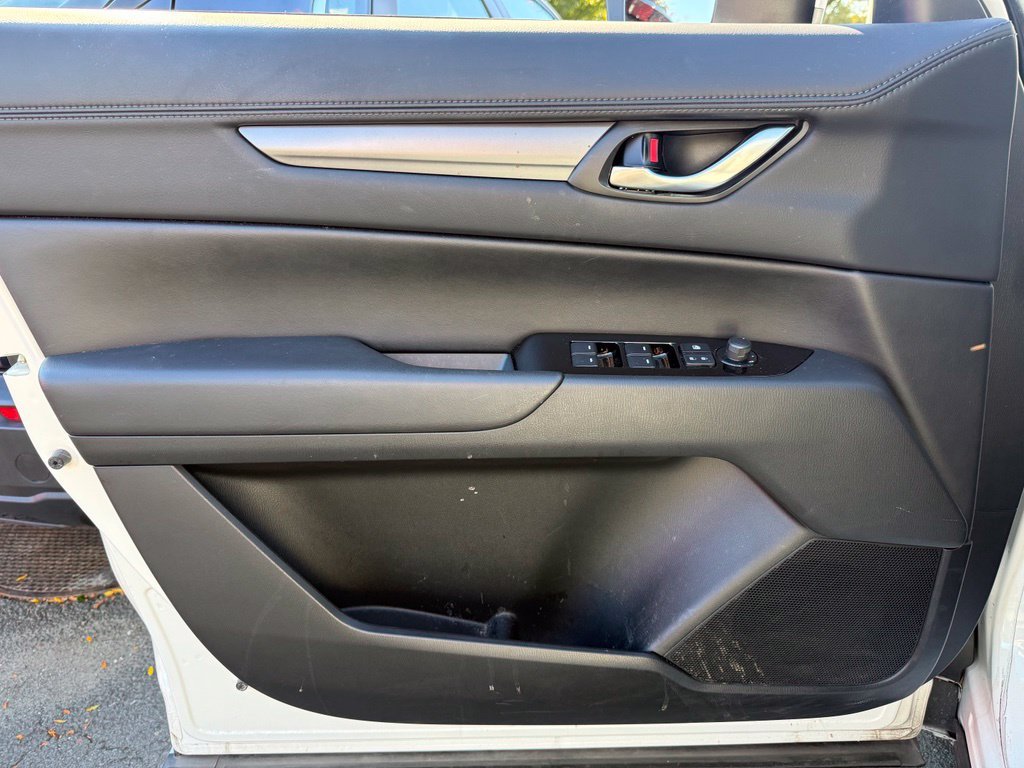Certified Used 2024 White Mazda 2.5 S Preferred Package image 21