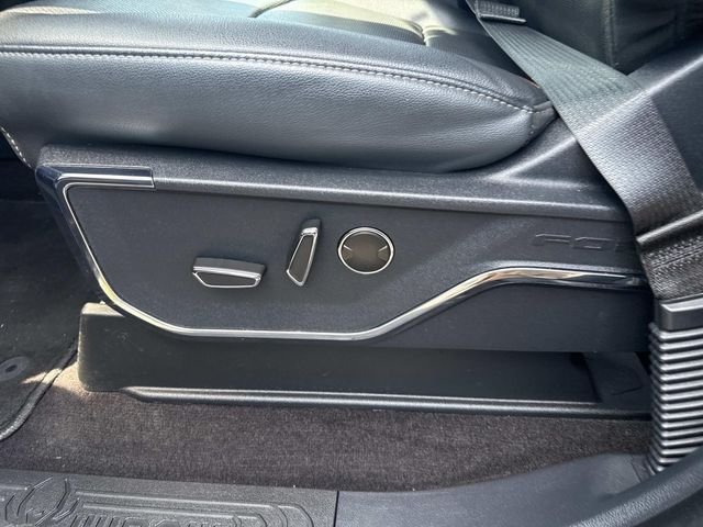Used 2022 Agate Black Metallic Ford Lariat image 21