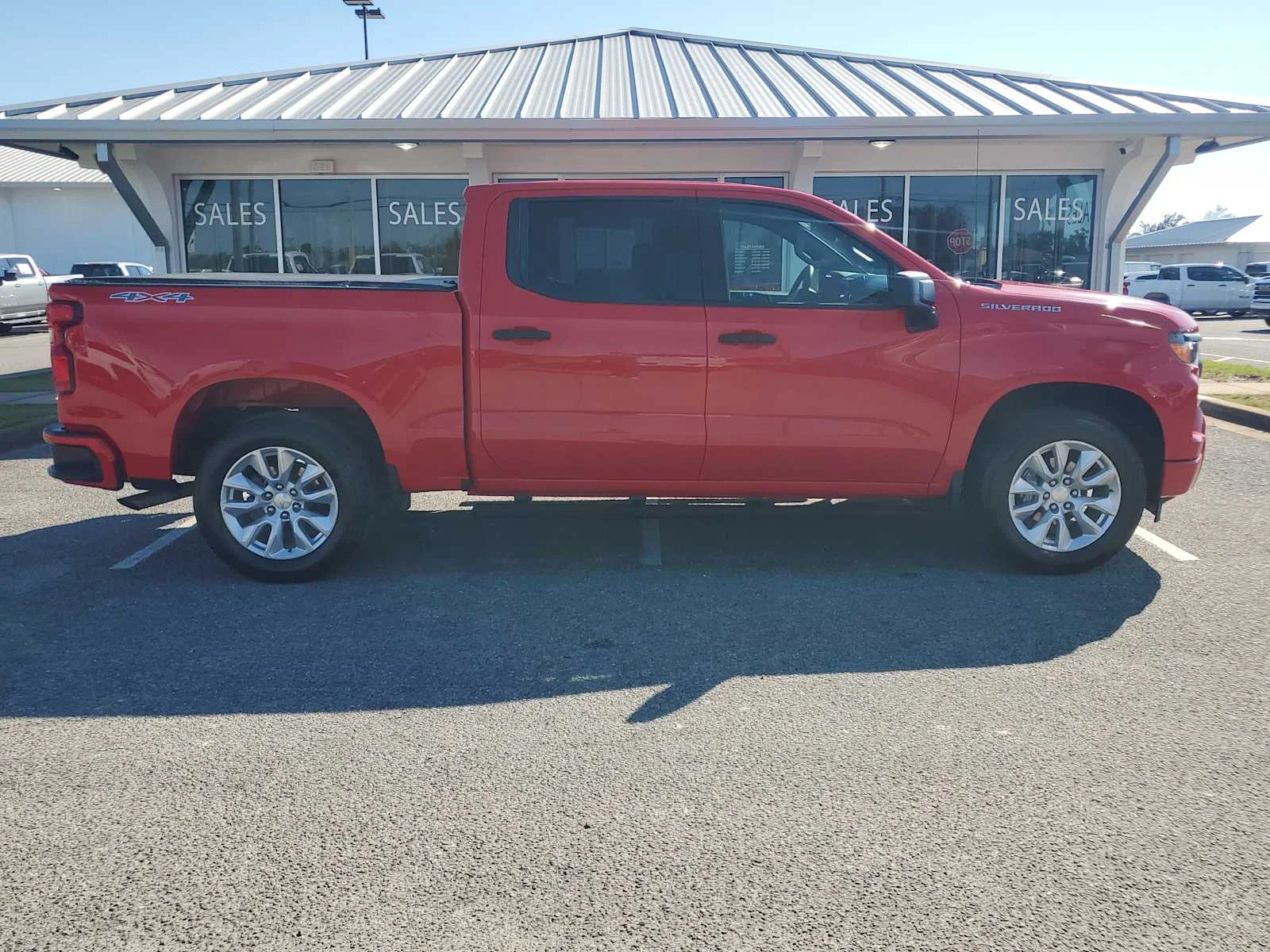 Used 2022 RED HOT Chevrolet Custom image 9