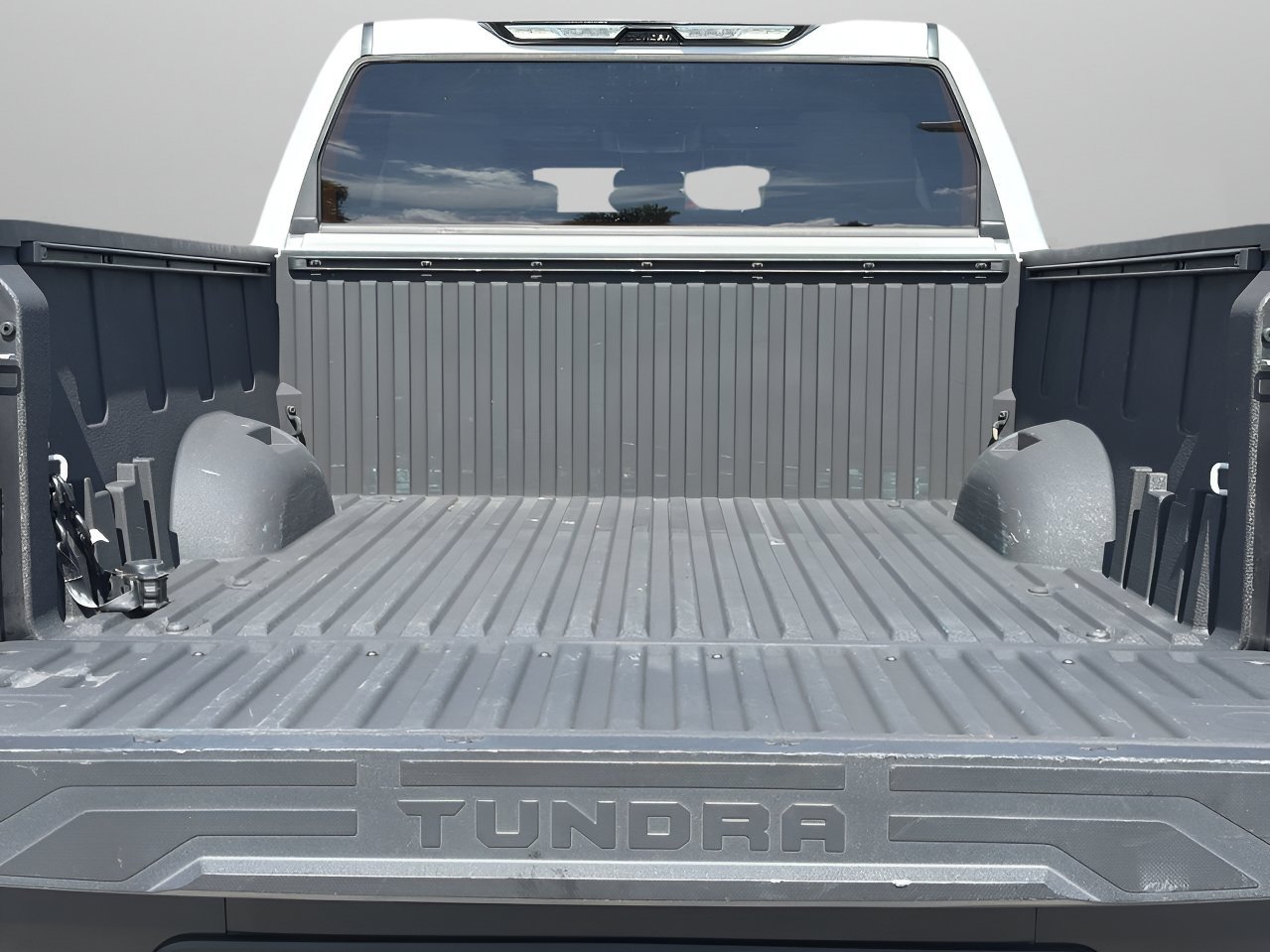 Used 2024 Ice Cap Toyota SR5 image 8