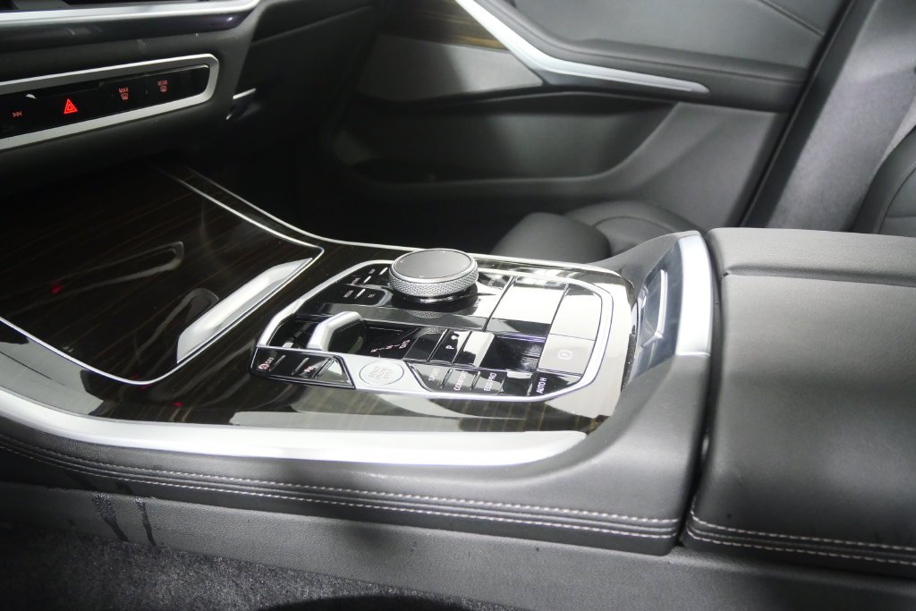 Certified Used 2024 Black Sapphire Metallic BMW sDrive40i image 24