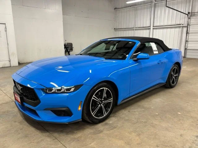 Used 2025 Blue Ford EcoBoost Premium image 3