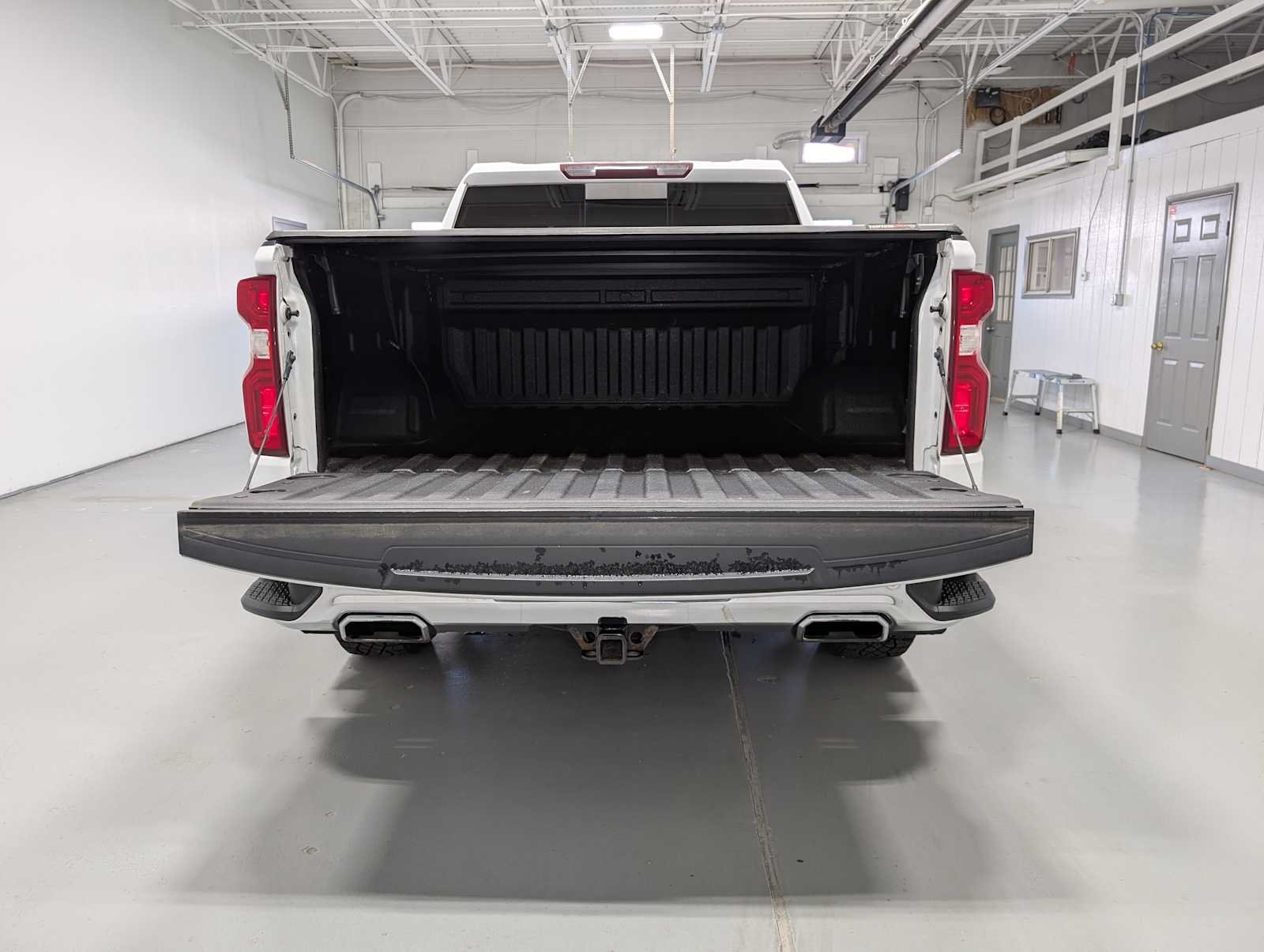 Used 2021 Summit White Chevrolet LTZ image 40