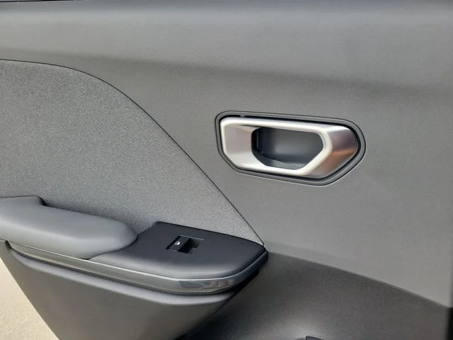 Used 2025 Steel Gray Kia EX image 21