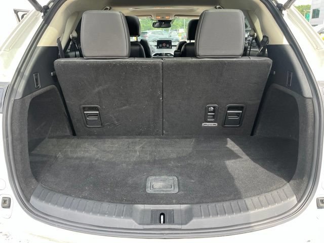 Used 2020 Snowflake White Pearl Mica Mazda Touring image 20