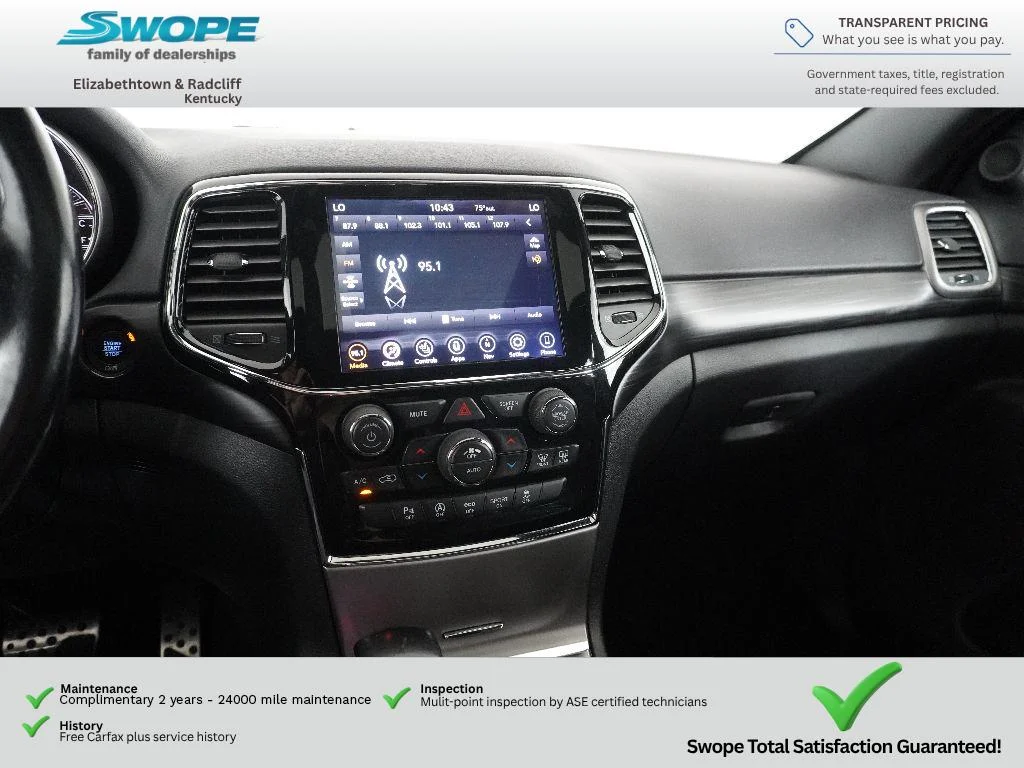 Used 2019 Diamond Black Crystal Pearlcoat Jeep Altitude image 19