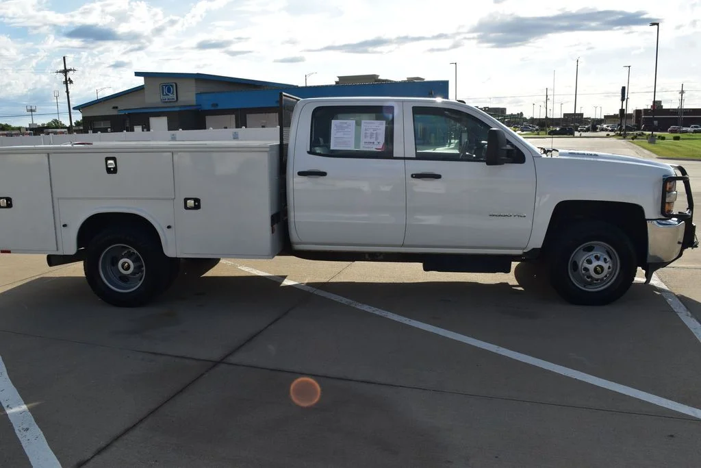 Used 2015 White Chevrolet Work Truck image 5