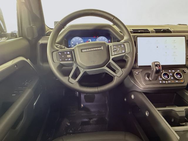 New 2026 Fuji White Land Rover X-Dynamic SE image 25