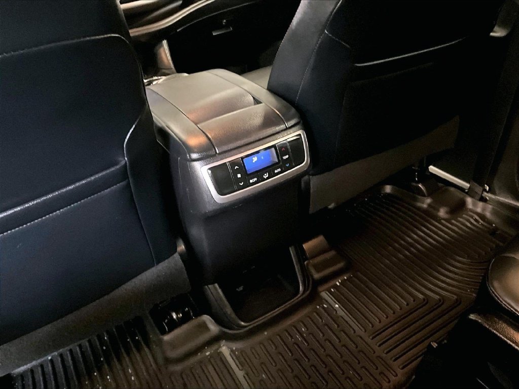 Used 2017 Black Toyota XLE image 29