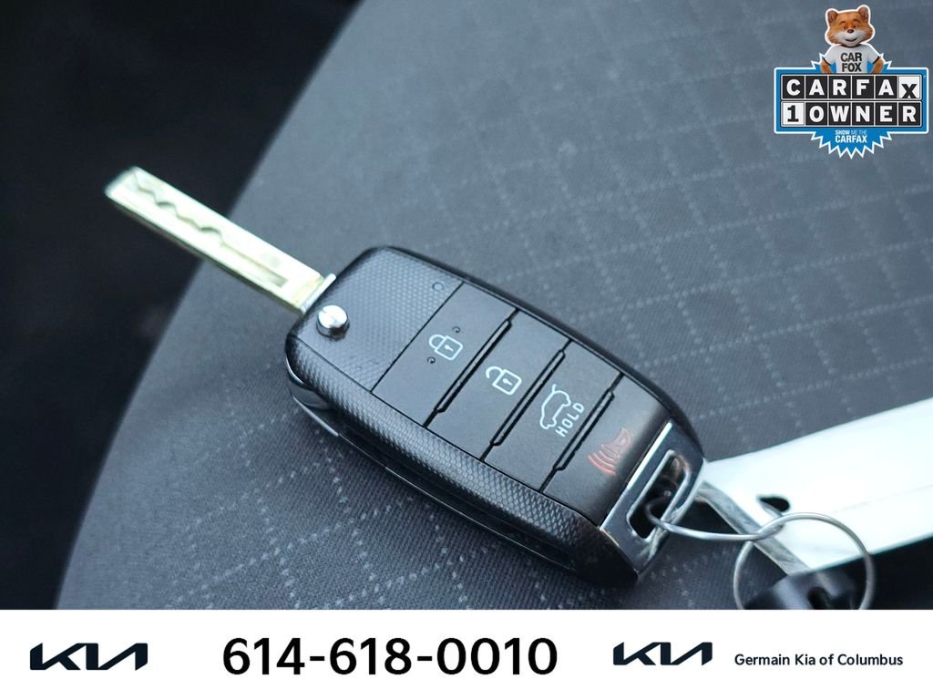 Used 2020 Red Kia LX image 33