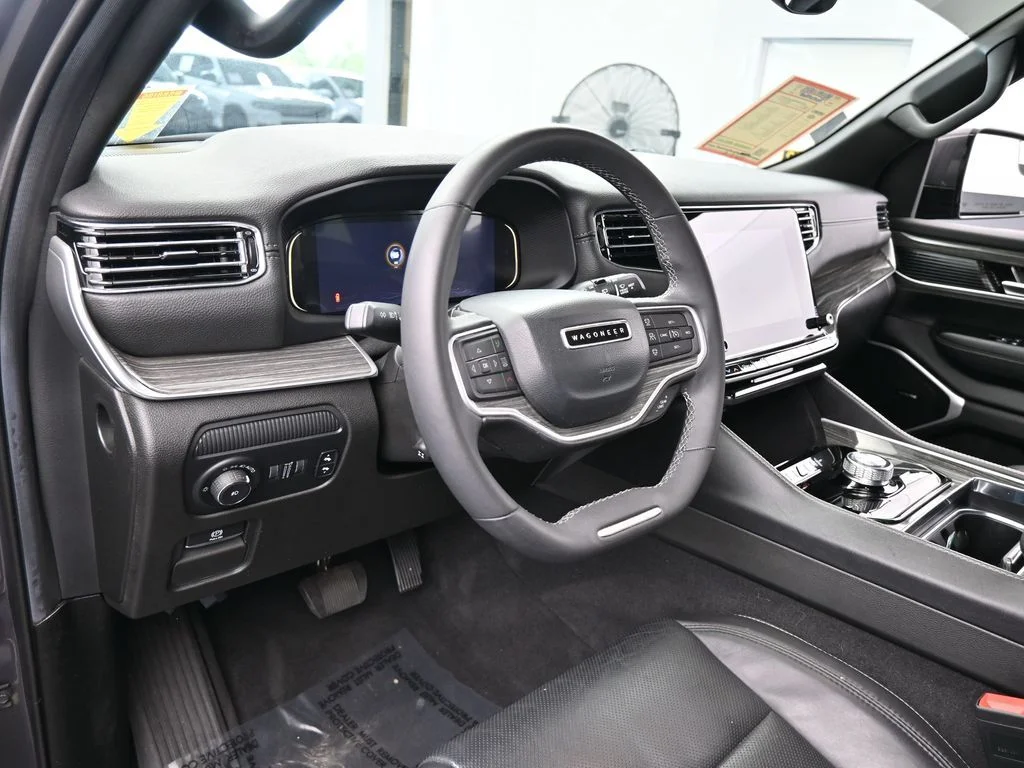 2022 Jeep Wagoneer Series II - Photo 10