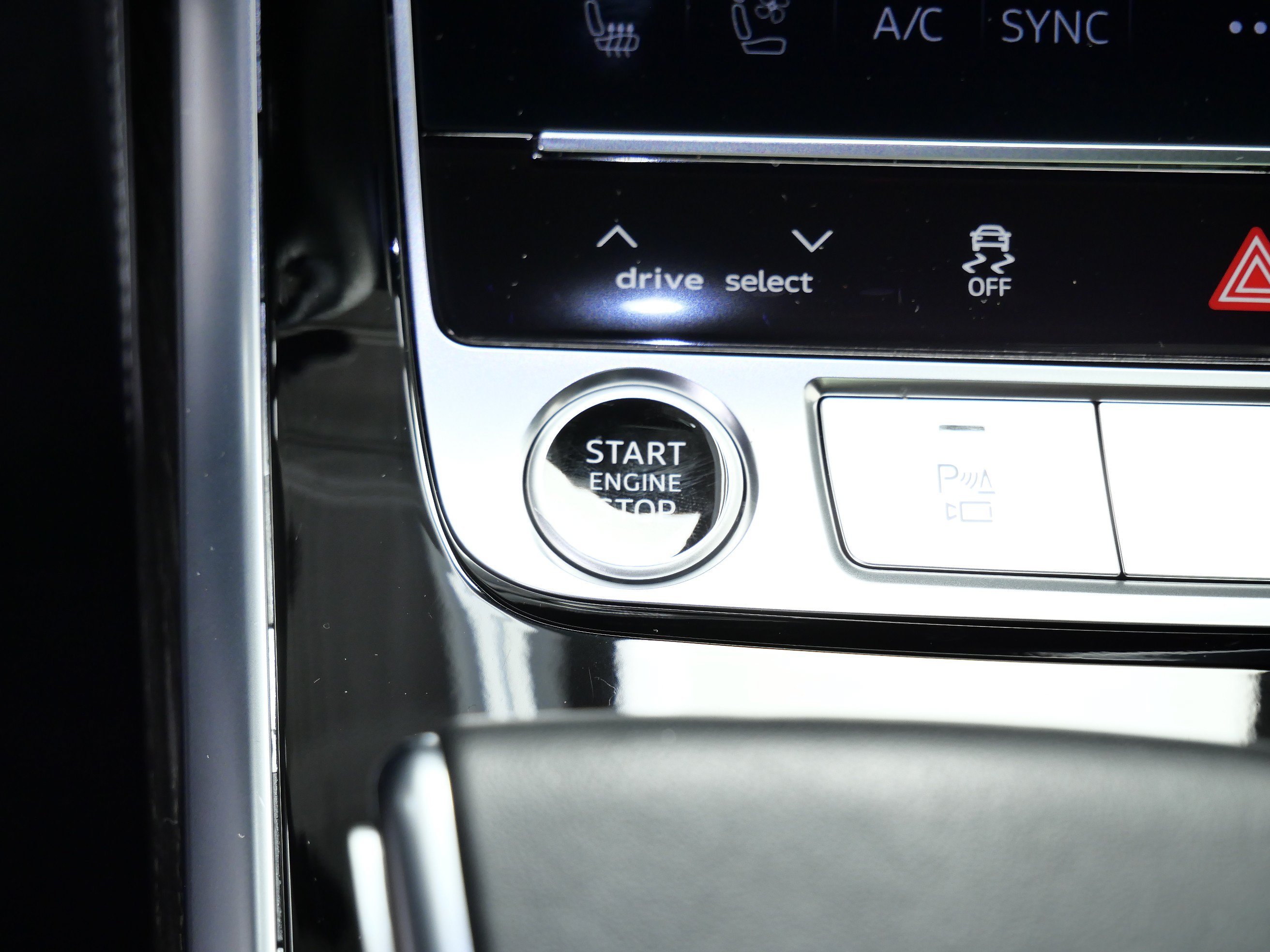 Used 2025 Samurai Gray Metallic Audi Premium Plus image 21