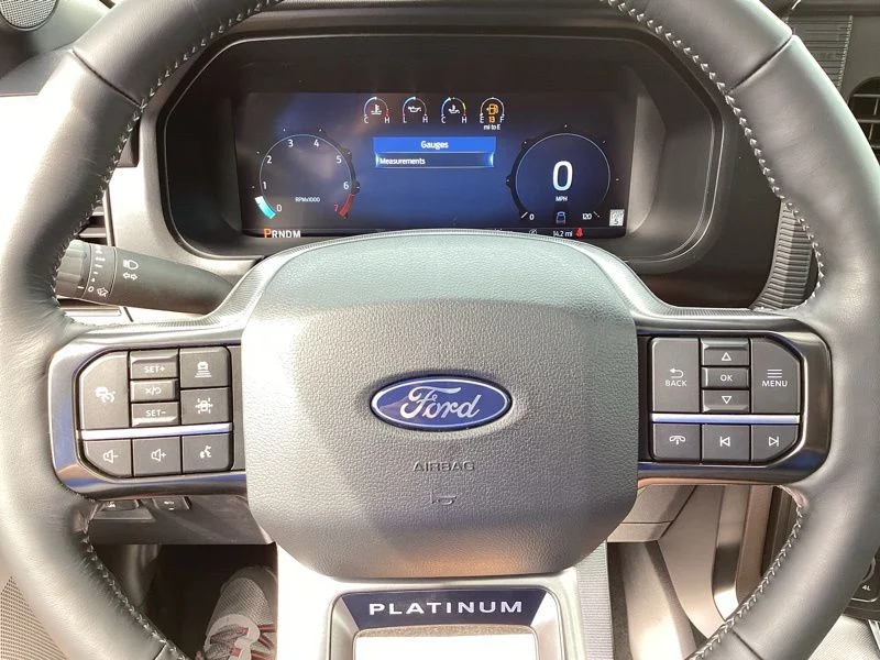 New 2026 Star White Metallic Tri-Coat Ford Platinum® image 46