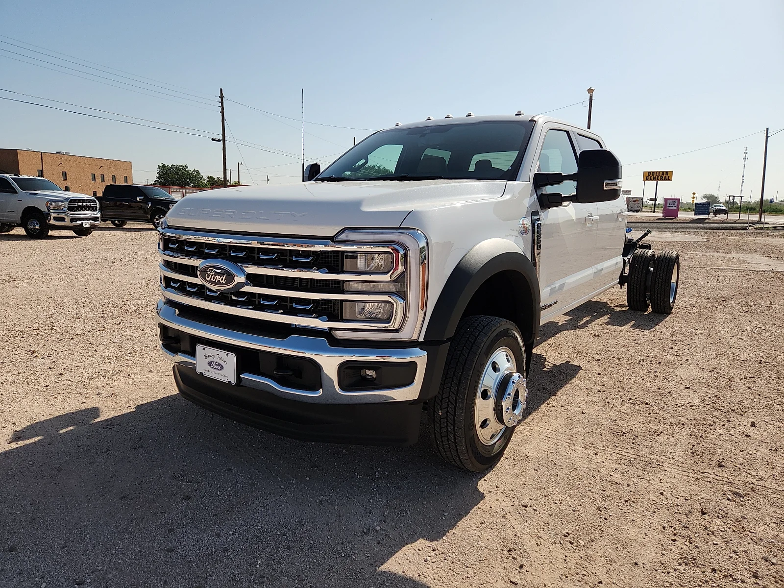 New 2026 Star White Metallic Tri-Coat Ford LARIAT image 3