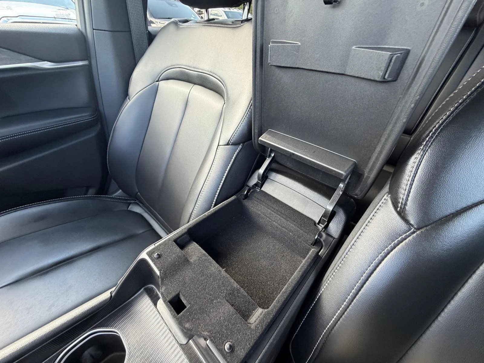 Used 2024 Bright White Clearcoat Jeep Limited image 14