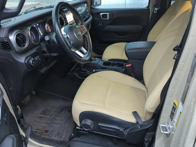 Used 2022 Beige Jeep Unlimited Sahara image 5