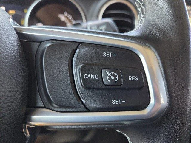 Used 2021 Sting-Gray Clearcoat Jeep Unlimited Sahara image 14