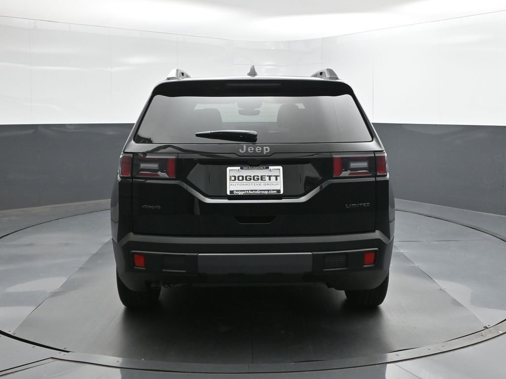 New 2026 Diamond Black Crystal Pearlcoat Jeep Limited image 5