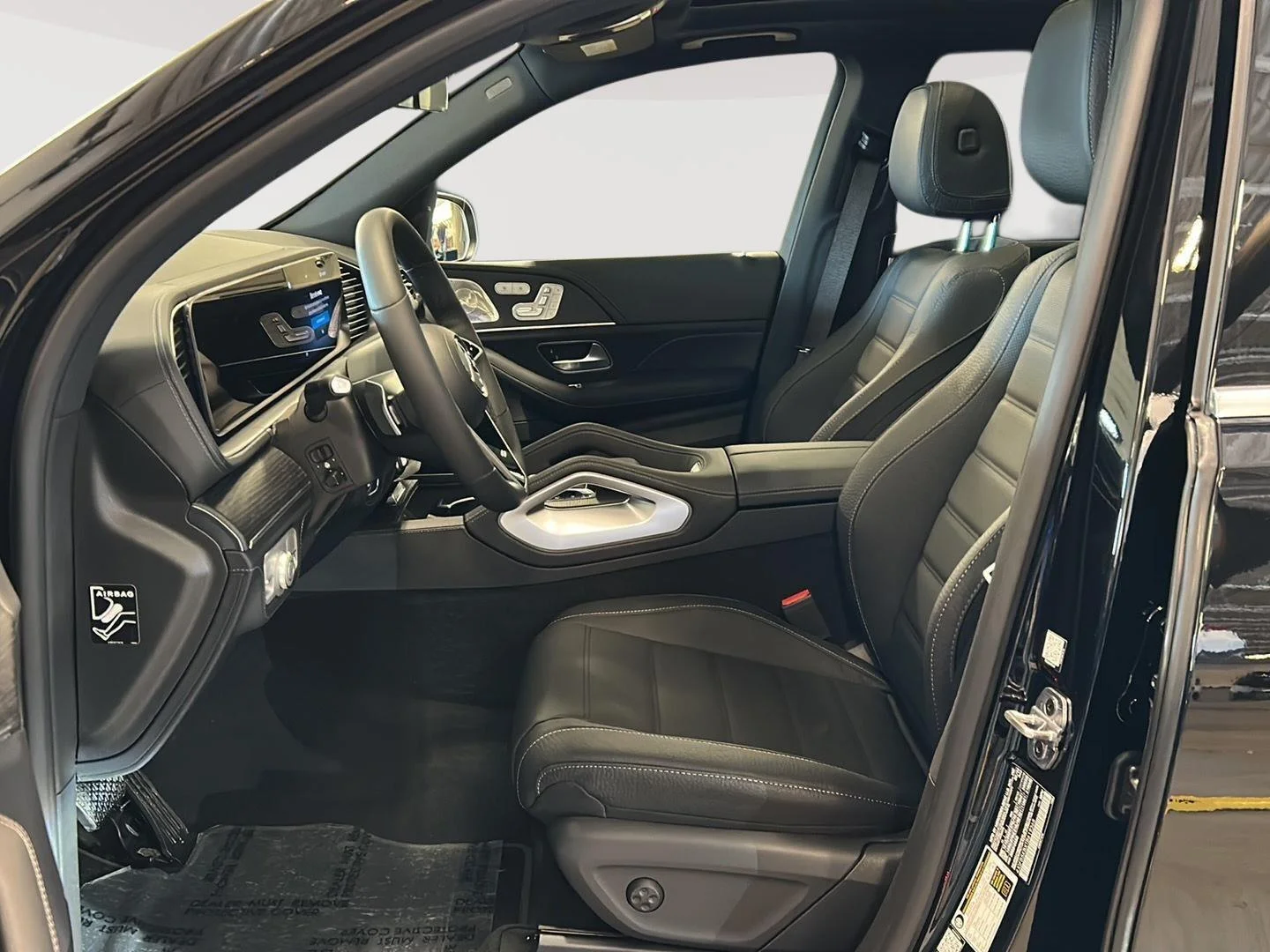 New 2026 BLACK Mercedes-Benz GLE 450 image 13