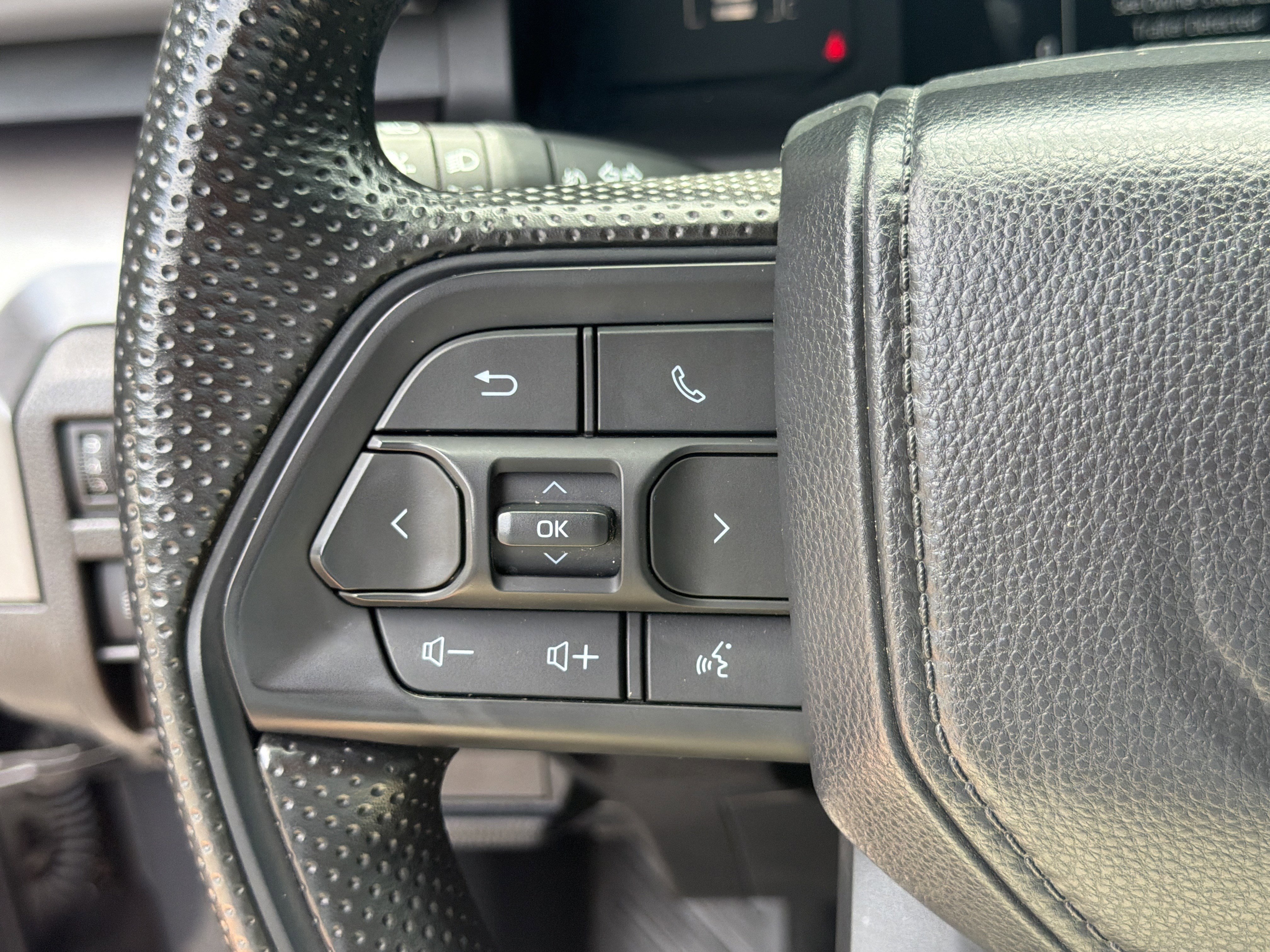 Used 2025 Underground Toyota SR5 image 25