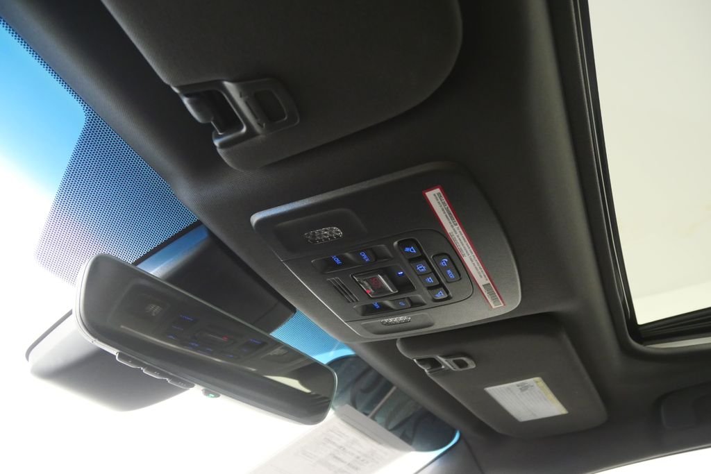 Used 2019 Harbor Gray Metallic Toyota XLE image 21