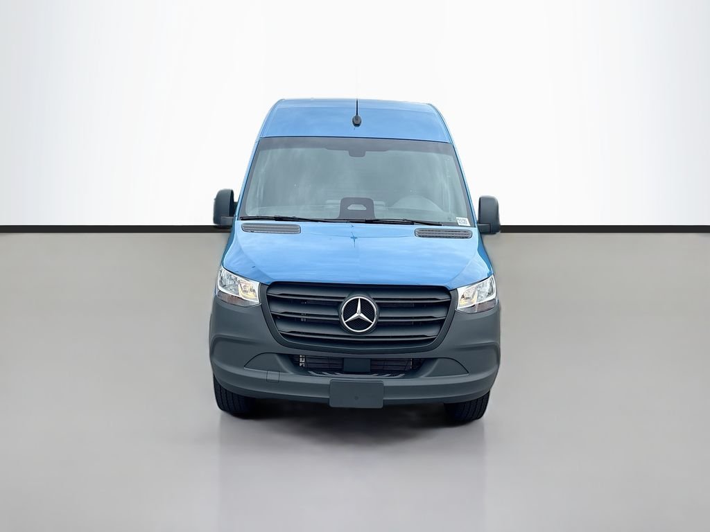 New 2026  Mercedes-Benz Cargo 144 WB image 11