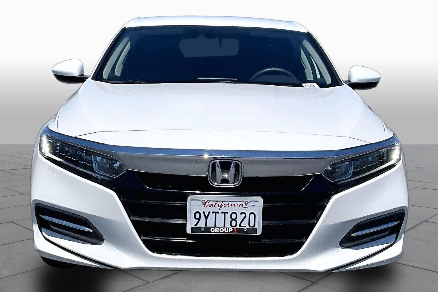 Used 2020 Platinum White Pearl Honda  image 3