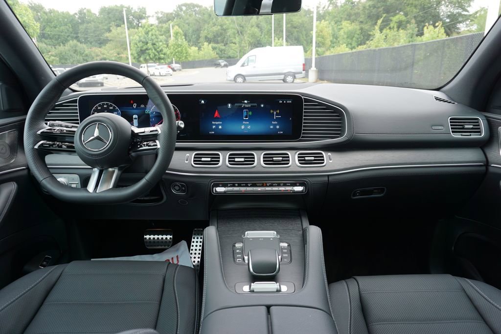 New 2026 Polar White Mercedes-Benz GLS 450 image 38