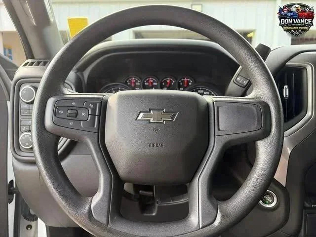 Used 2022 White Chevrolet Custom Trail Boss image 14