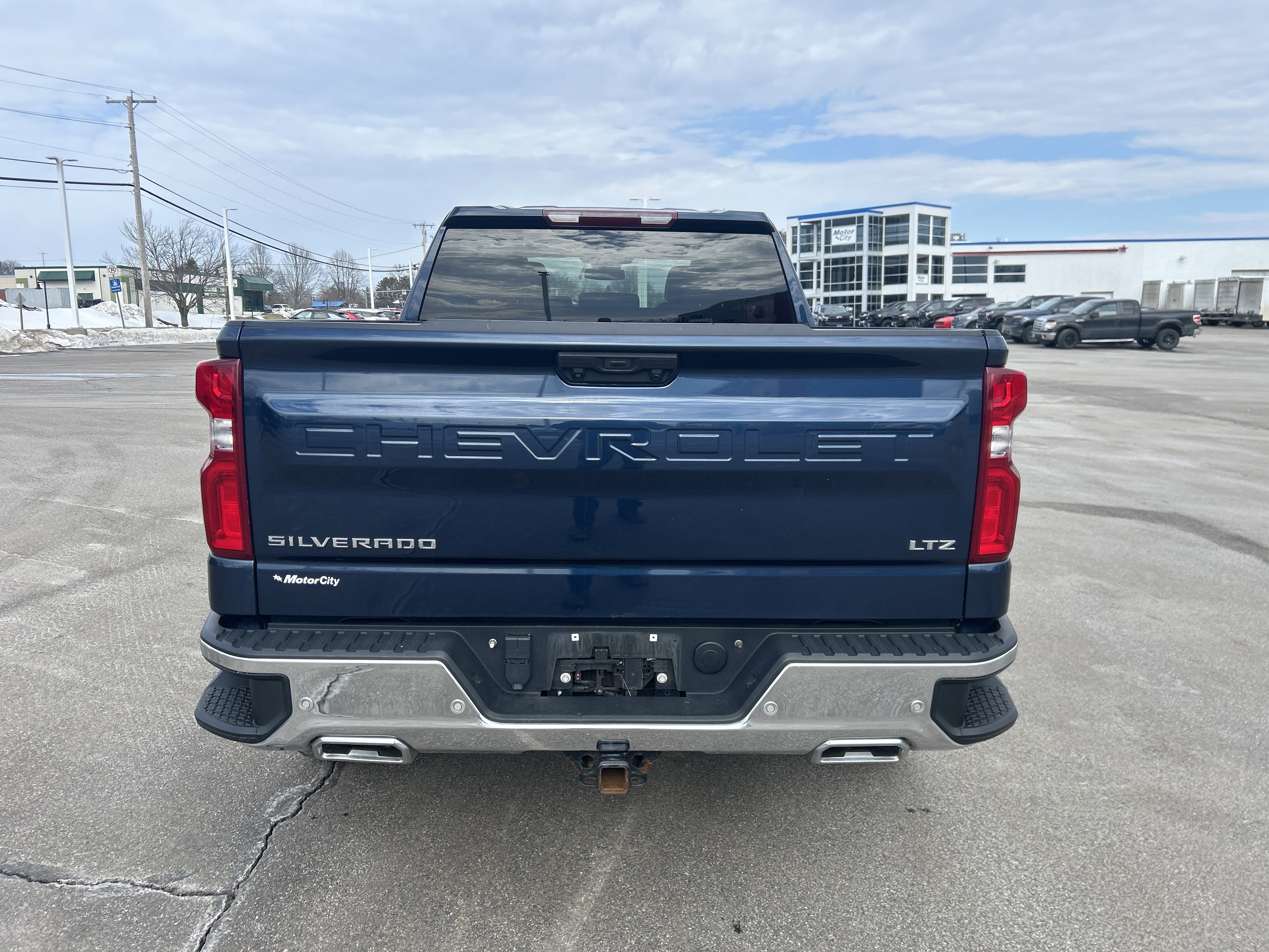 Used 2023 Northsky Blue Metallic Chevrolet LTZ image 4