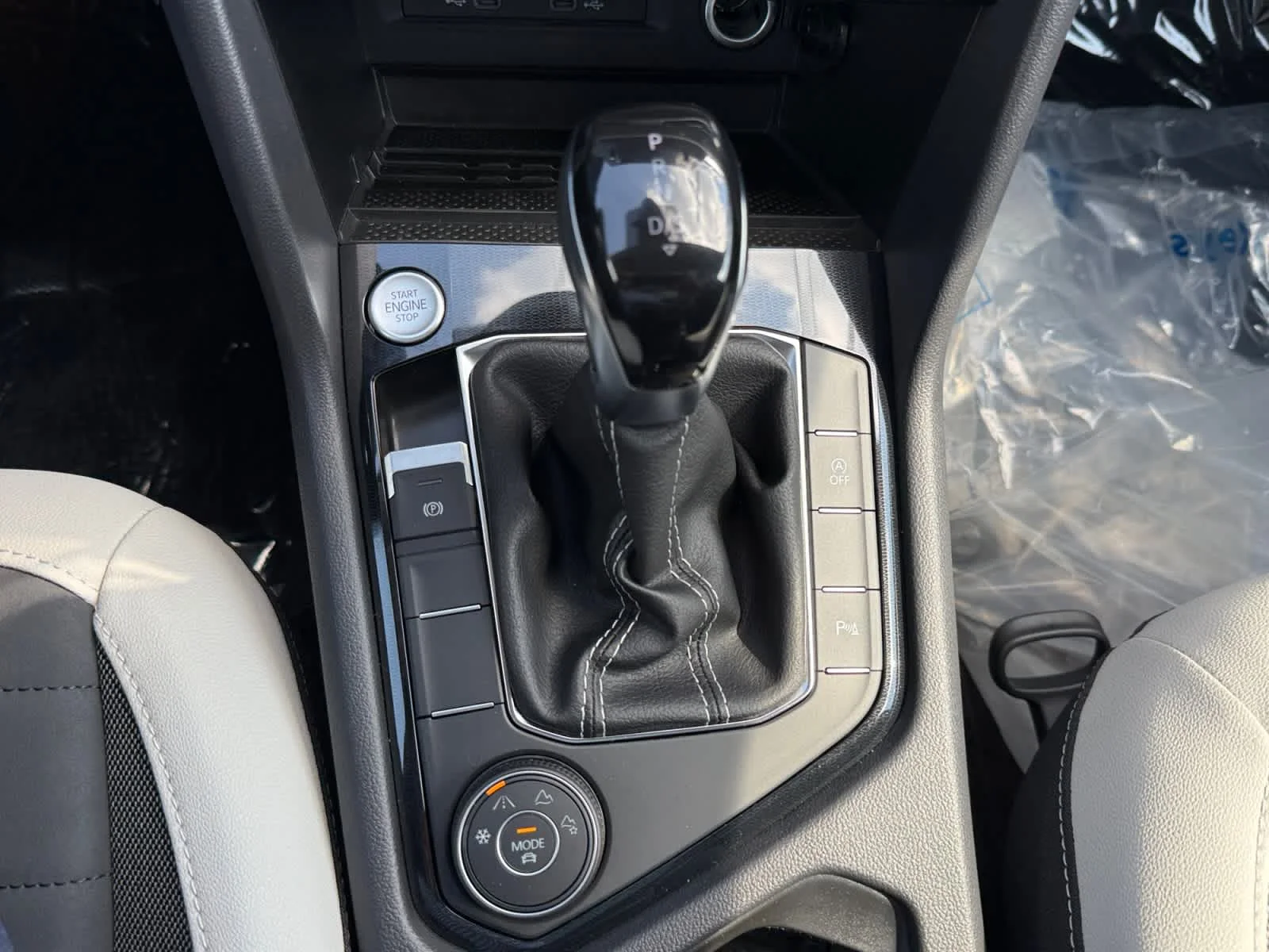 2026 Volkswagen Taos SE - Photo 18