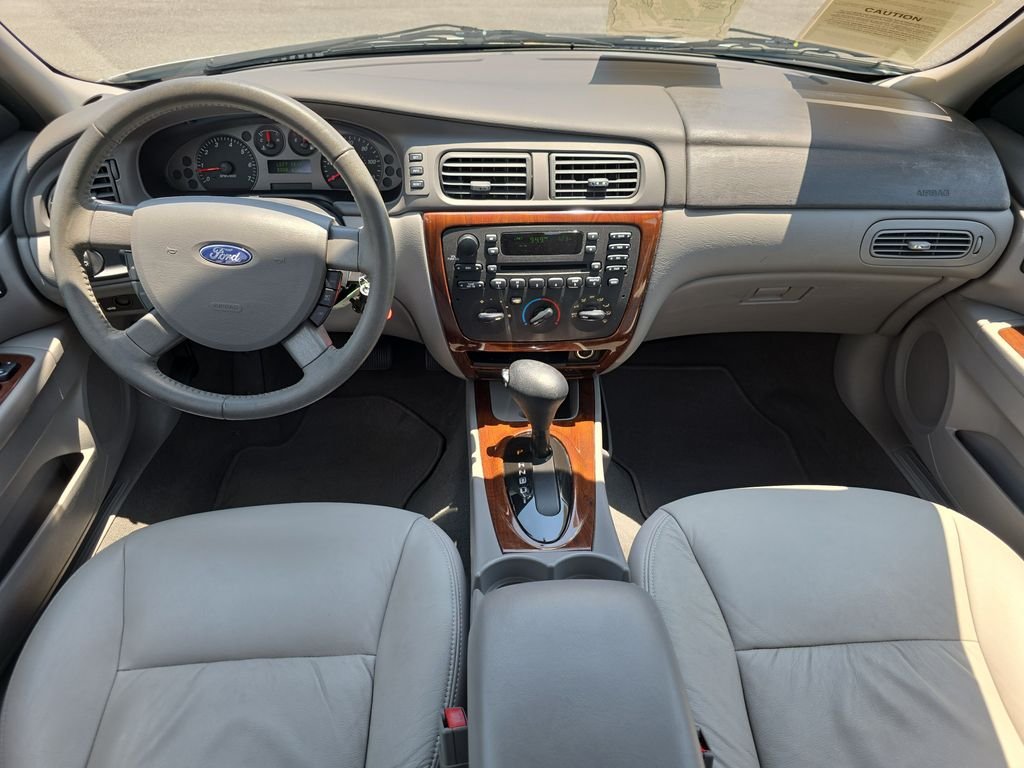 Used 2007 Silver Frost Clearcoat Metallic Ford SEL image 13
