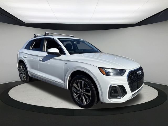 2023 Audi Q5 45 S line Premium photo 2