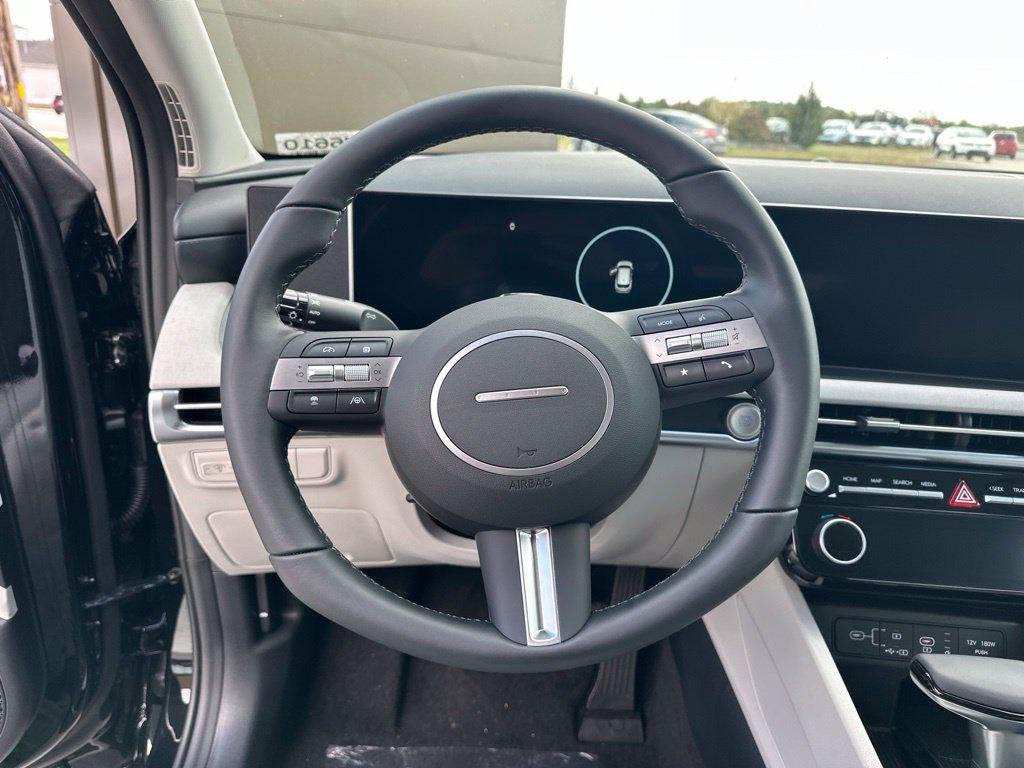 New 2026 Black Hyundai SEL Premium AWD image 14