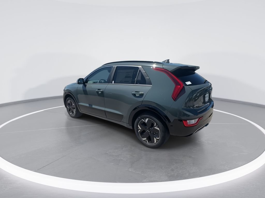 New 2026 Green Kia Wind image 6