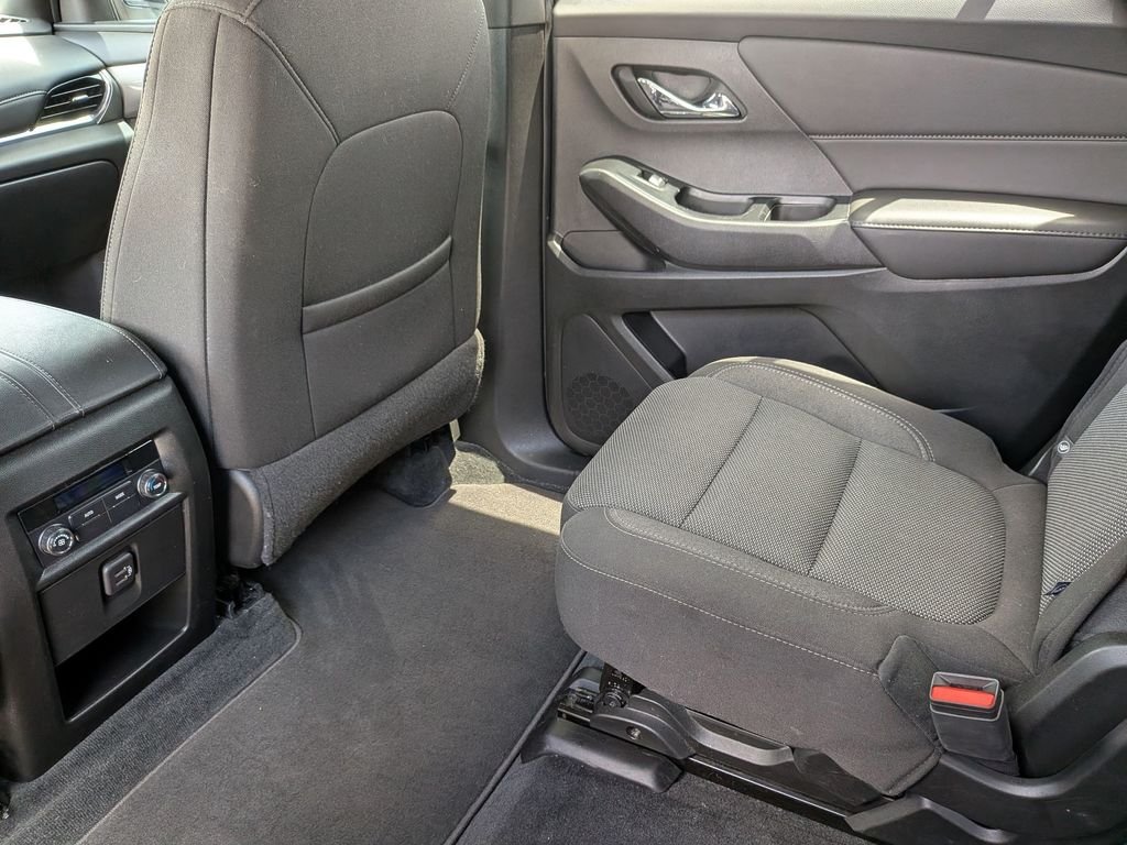 Used 2023 White Chevrolet LT image 34