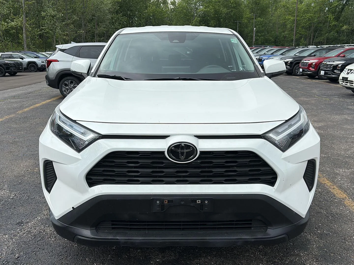 Used 2023 Ice Cap Toyota LE image 10