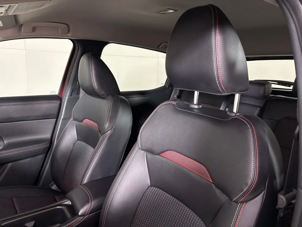2026 Nissan KICKS SR - Photo 18