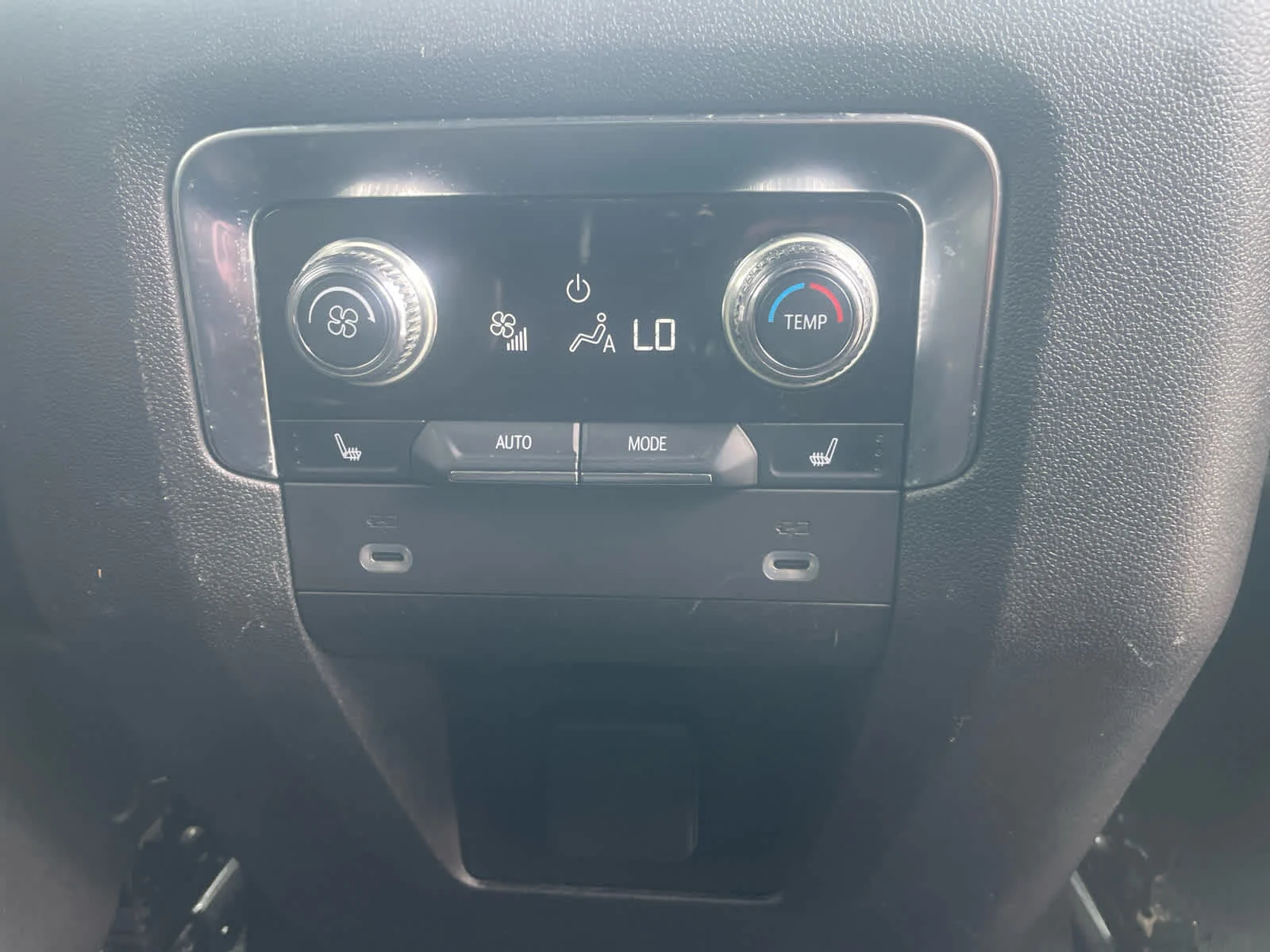 Used 2021 SUMMIT WHITE GMC Denali image 14