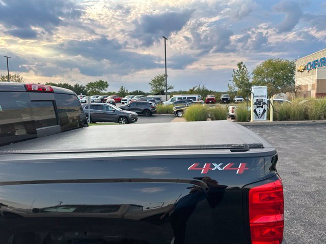 Used 2018 BLACK Chevrolet LT image 7