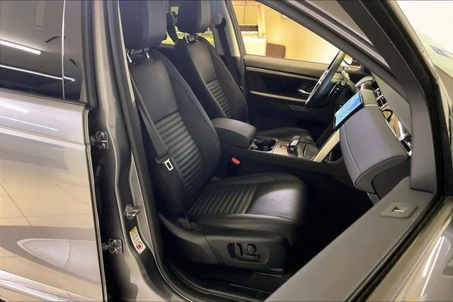 Used 2025 Gray Land Rover S image 6