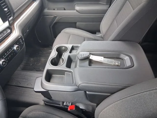 2026 GMC Sierra 1500 SLE - Photo 12