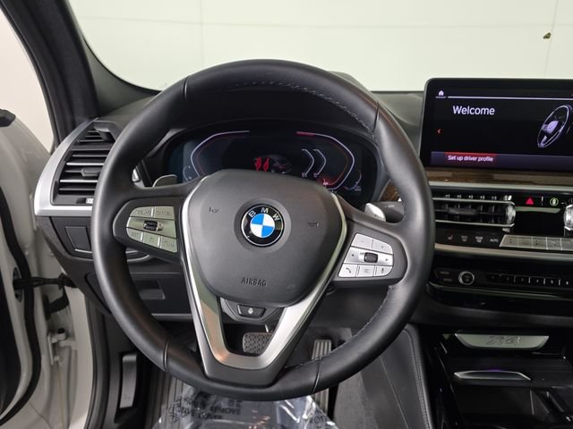Used 2022 White BMW xDrive30i image 10