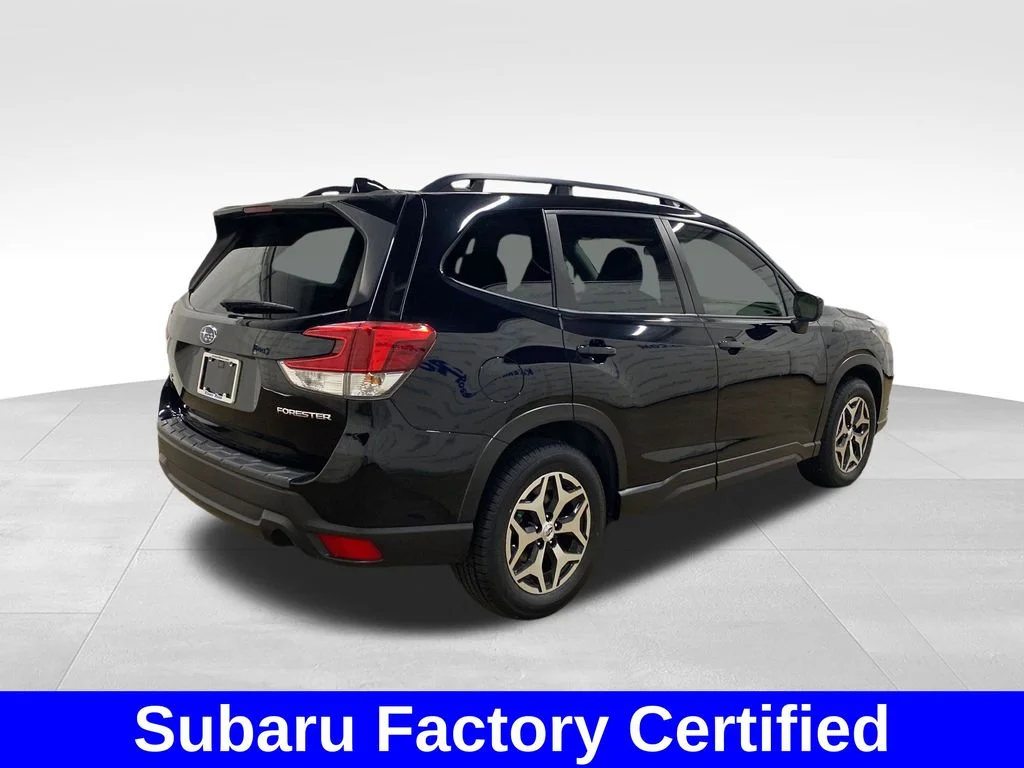 Certified Used 2022 Black Subaru Premium image 4