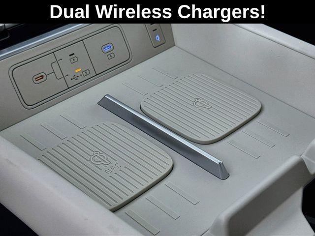 New 2027 Silver Hyundai Calligraphy AWD image 39