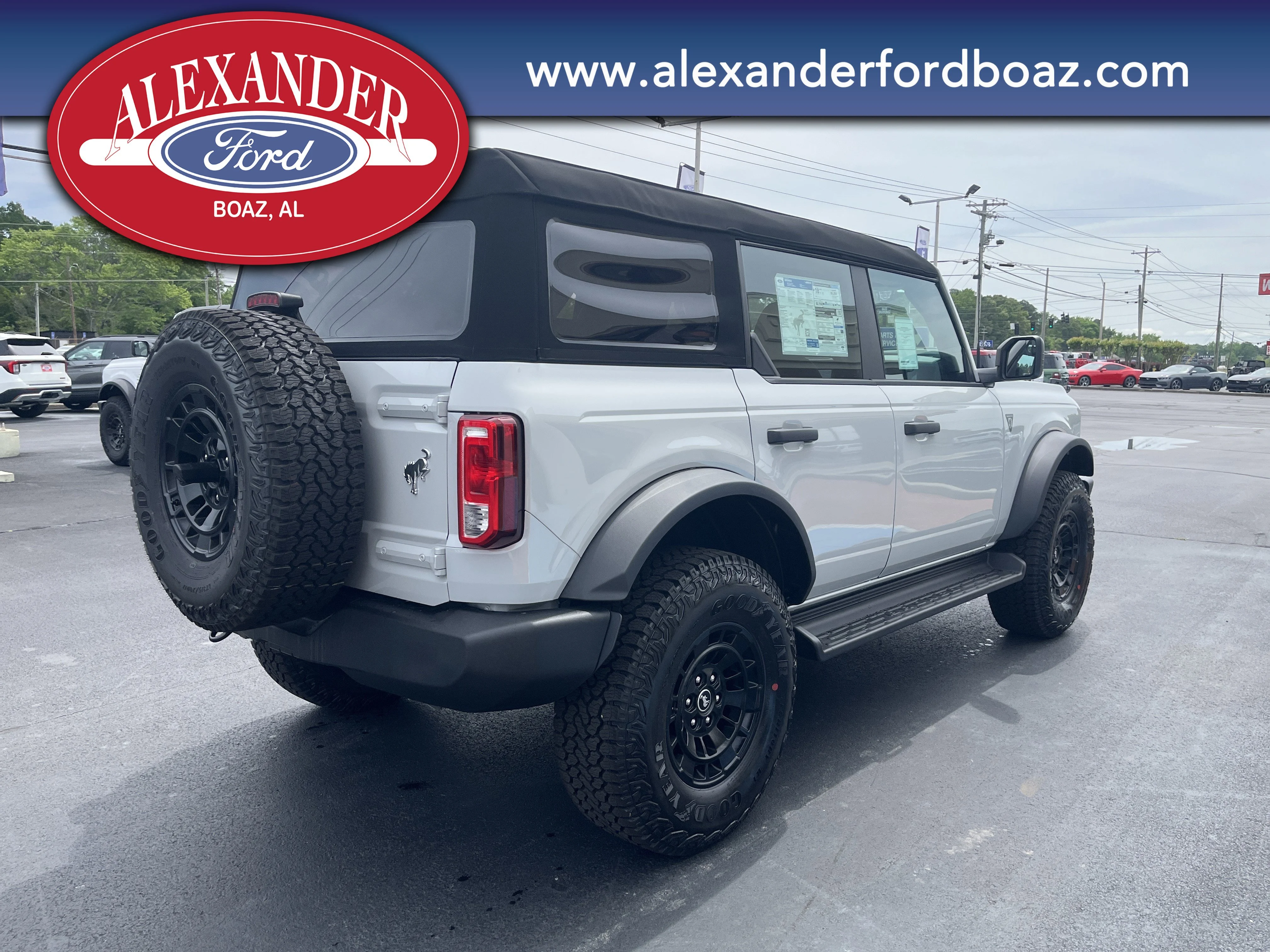 New 2026 Avalanche Gray Ford Base image 4