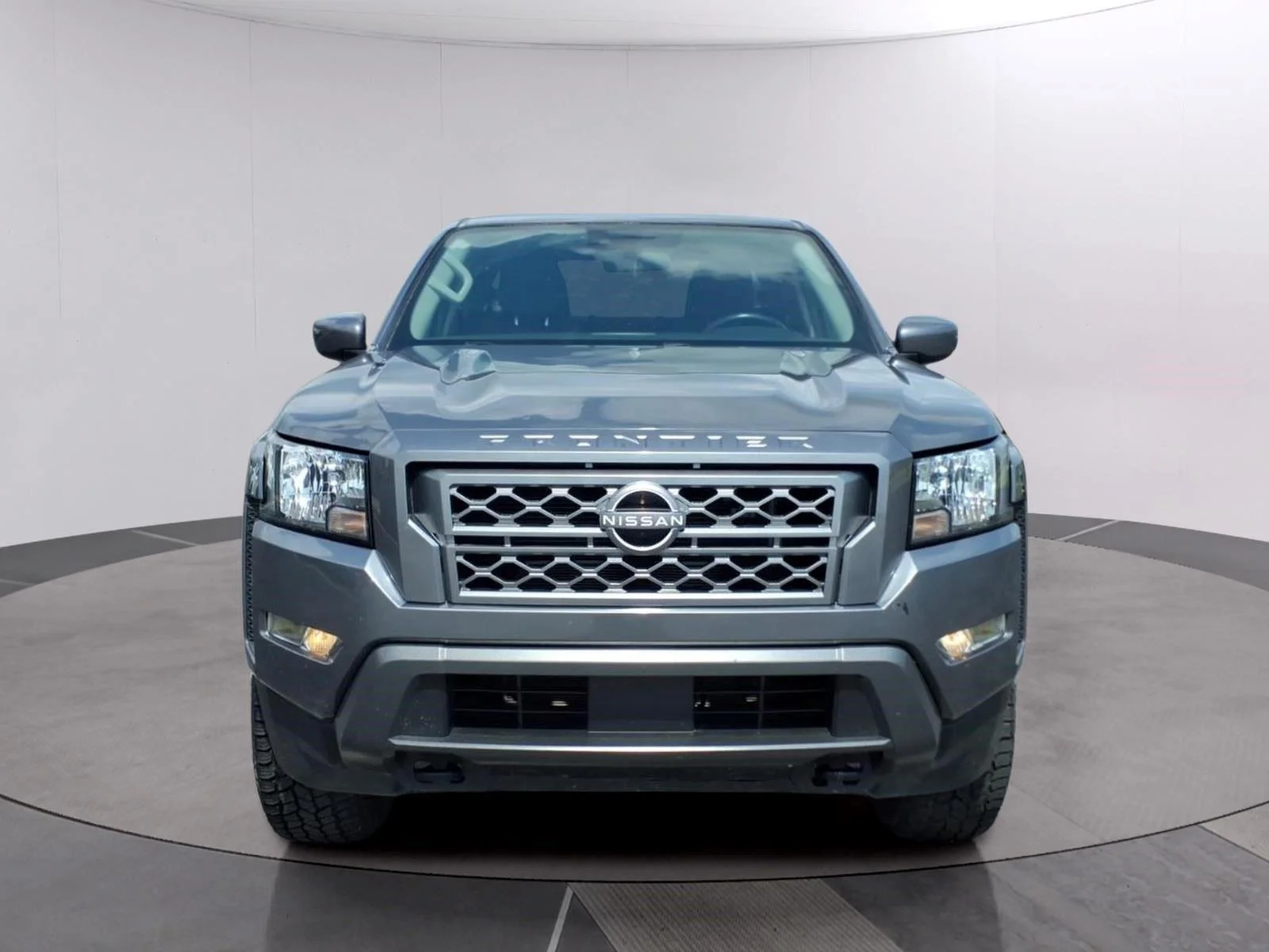 Used 2022 Gun Metallic Nissan SV image 8