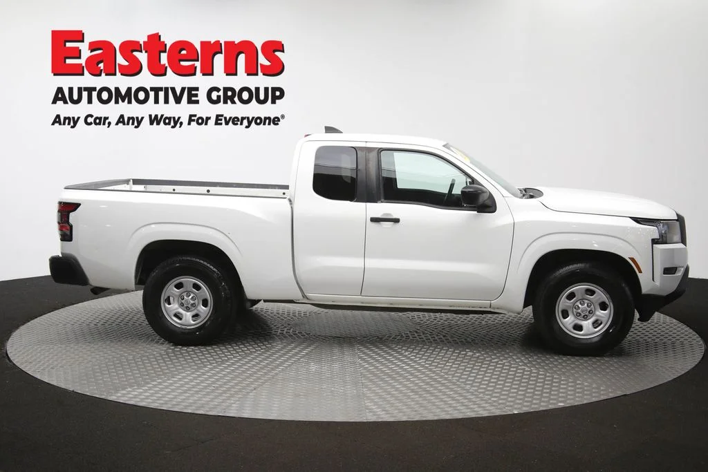 Used 2022 White Nissan S image 46