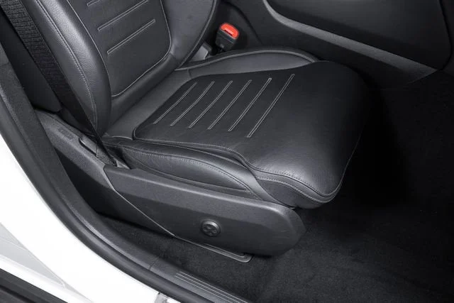 Used 2025 Polar White Mercedes-Benz GLC 43 AMG® image 51